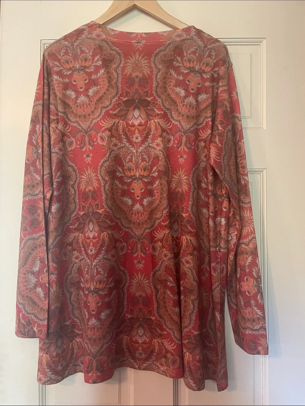 Soft Surroundings Red Paisley-Print Long Sleeve Scoop Neck Top—Size XL